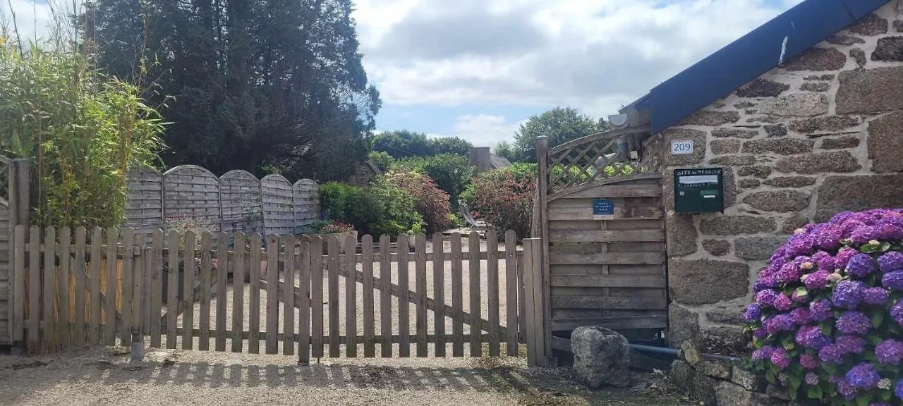 Gite Le Mengleuz Plouneour-Menez Holiday home