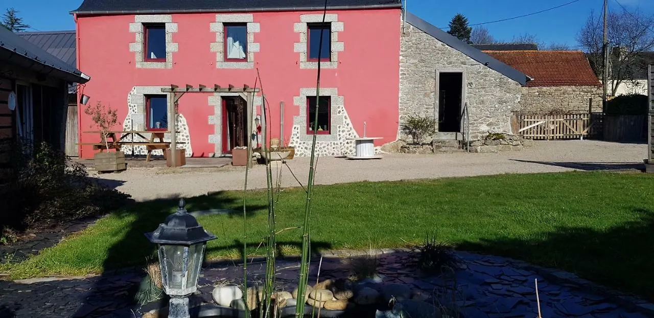 Holiday home Gite Le Mengleuz Plouneour-Menez France